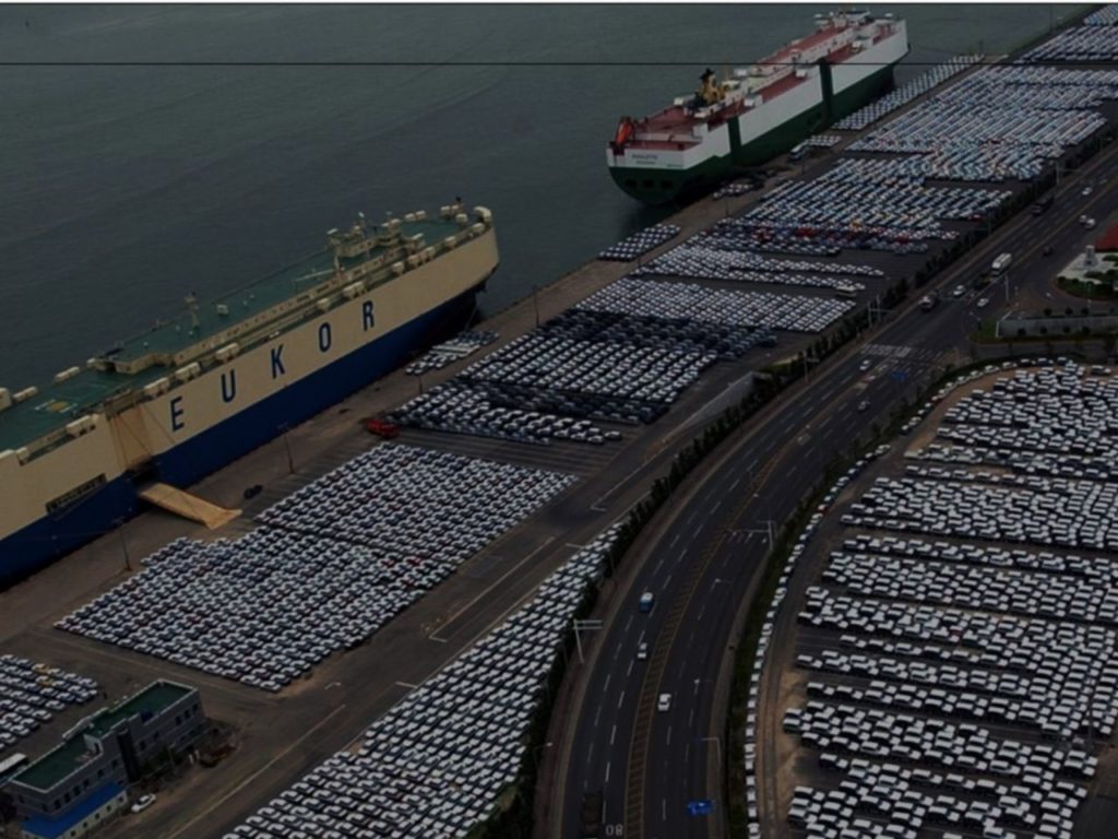 Hyundai_mass_production_4x3